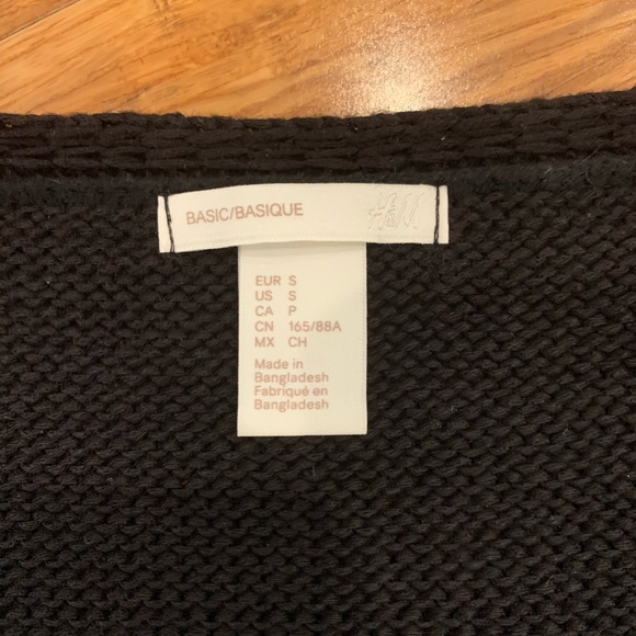 H&M loose knit black and white sweater - Picture 3 of 5